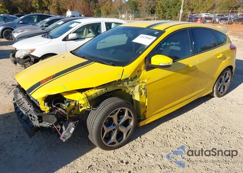 2017 Ford Focus St z USA, uszkodzony, nr VIN 1FADP3L9XHL319740
